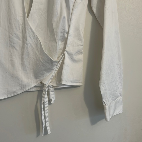 AnnTaylor Cotton Long Sleeve - Picture 4 of 14